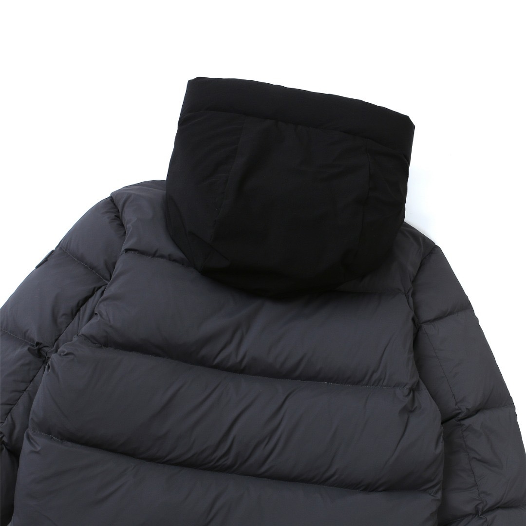 【公式認定ストア】MONCLER  Madeira モンクレール 定番ダウンコート 限定発売中！多くの著名人やセレブに愛用されています! 爆買い！即完売必至