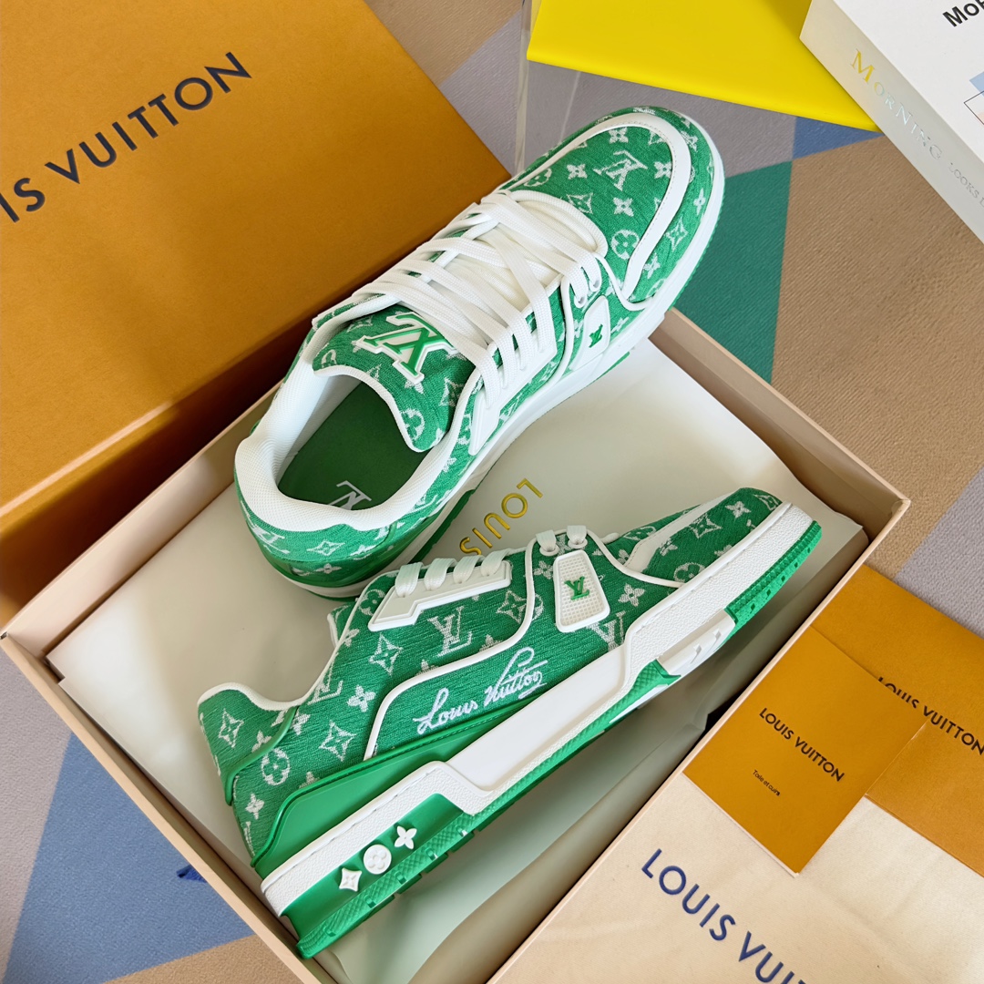 LOUIS VUITTON の の LV Trainer スニーカー（スケートシューズ）