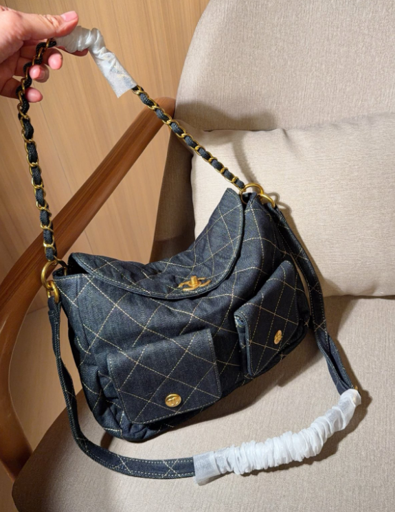 シャネル「Chanel」シャネル 25P デニム ホーボーバッグ / ショルダーバッグ