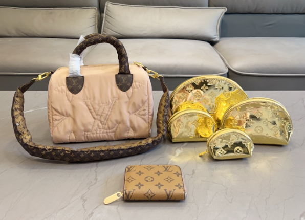 ルイ・ヴィトン「Louis Vuitton」ルイ・ヴィトン マルチポシェット アクセサリーズ 3点セット / ショルダーバッグ