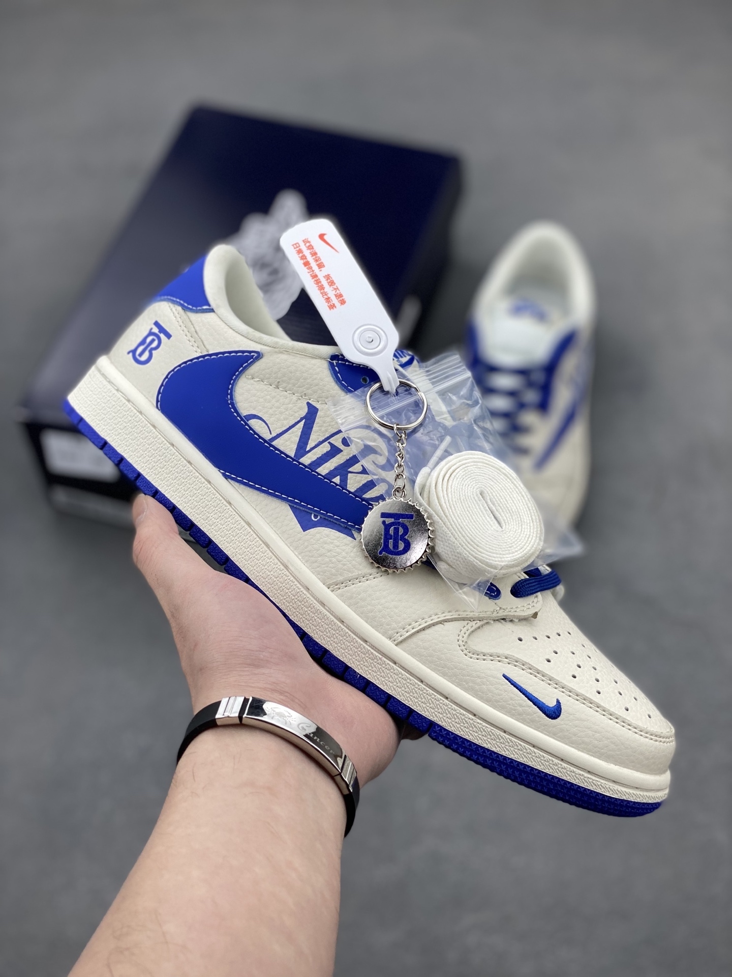 ナイキ「Nike」ク ロー カジュアルスニーカー