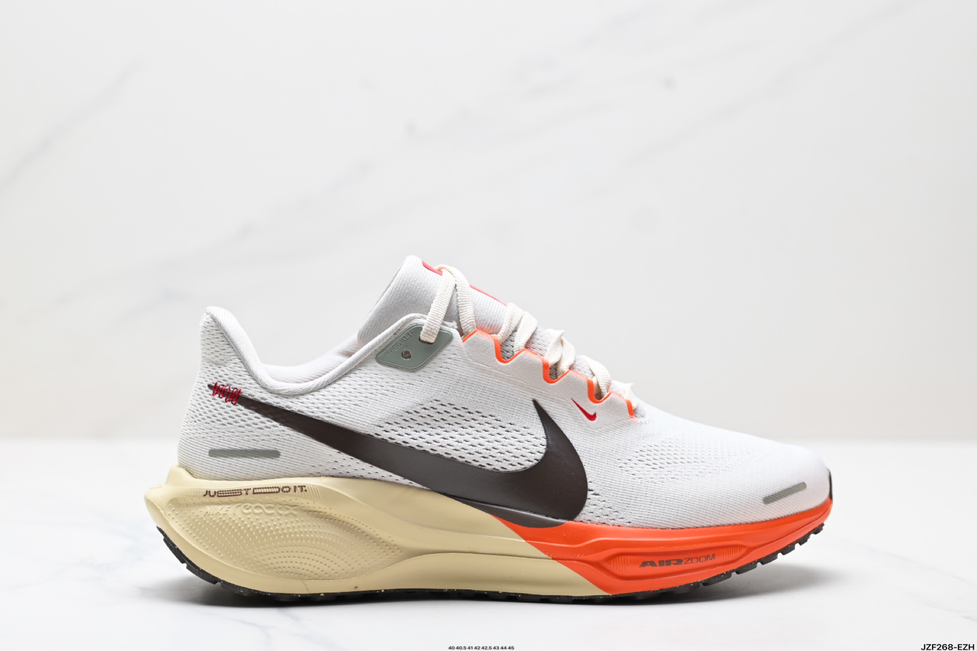 ナイキ「Nike」ク ロー カジュアルスニーカー