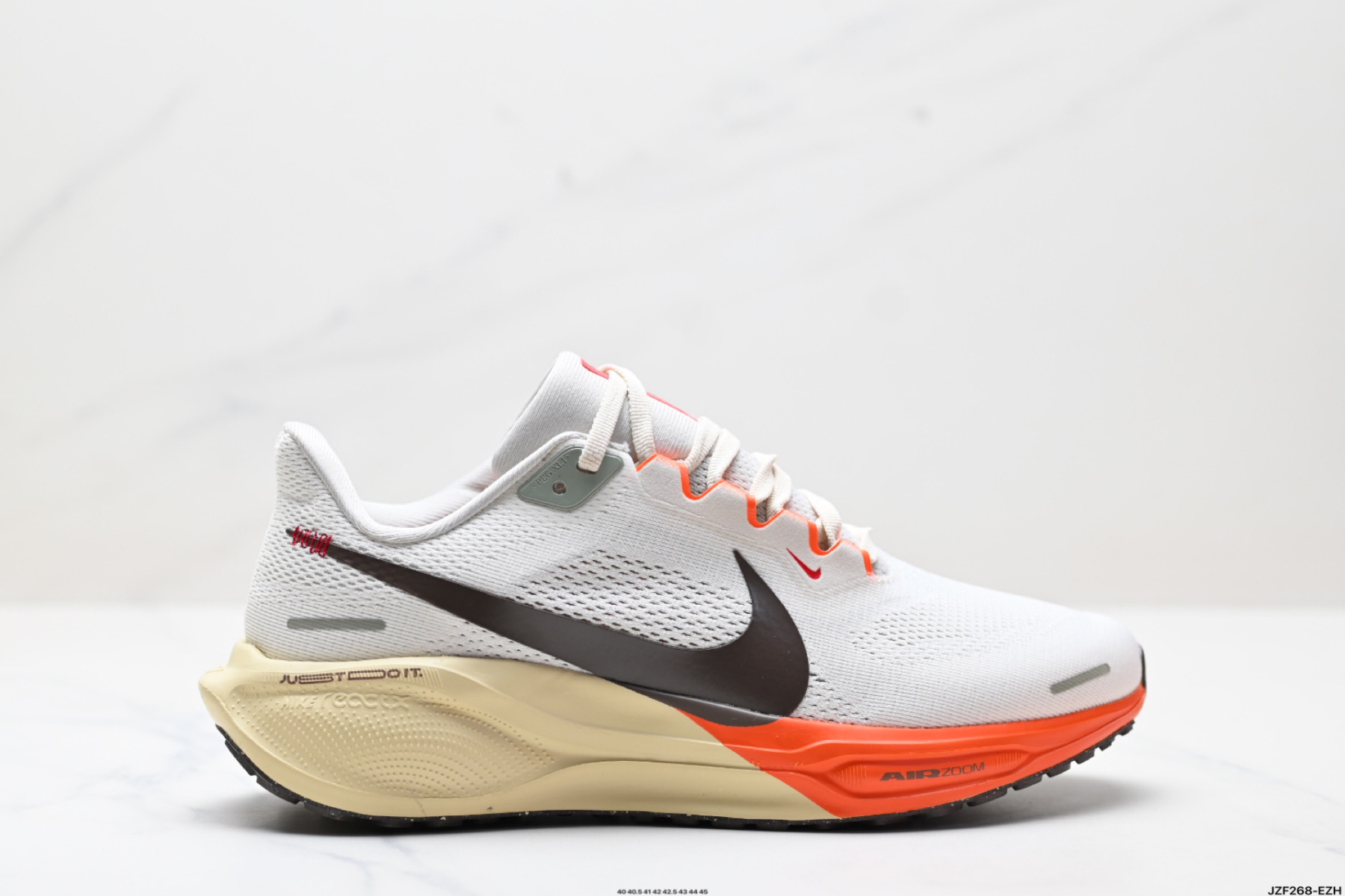 ナイキ「Nike」ク ロー カジュアルスニーカー