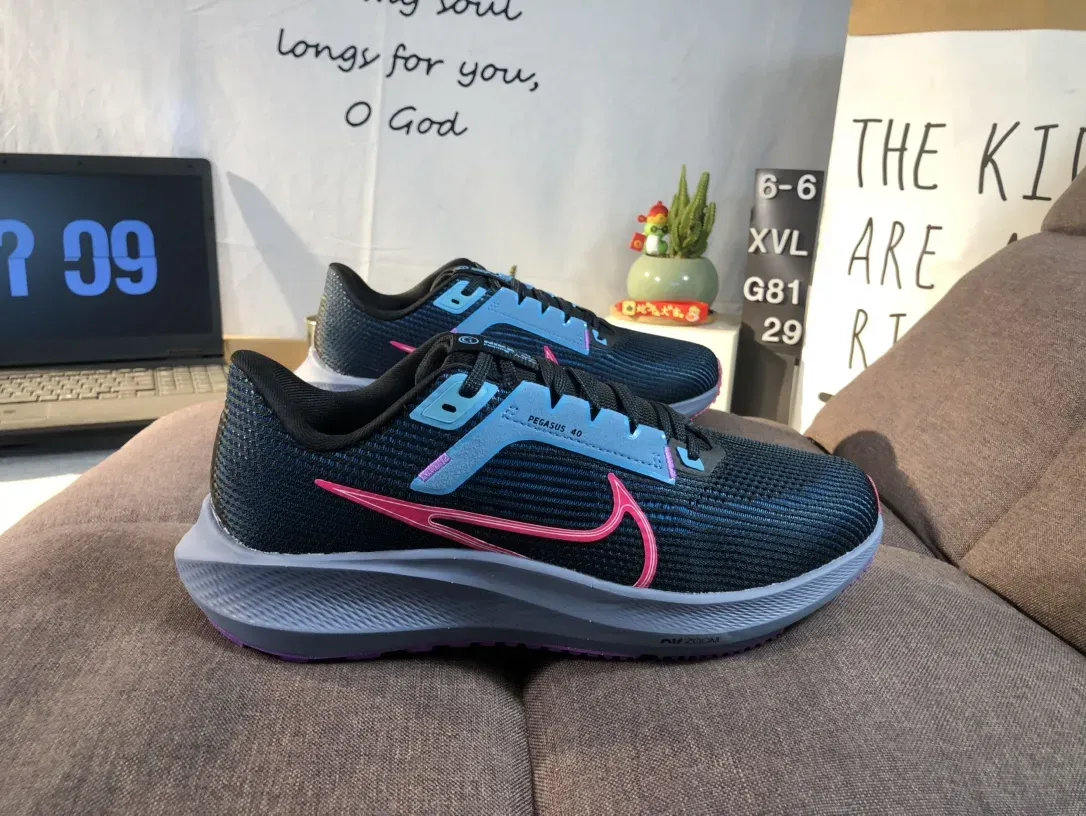 ナイキ「Nike」Air Zoom Pegasus 40 ロードランニングシューズ