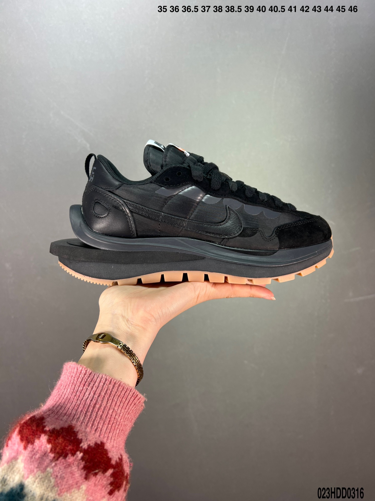 ナイキ「Nike」ク ロー カジュアルスニーカー