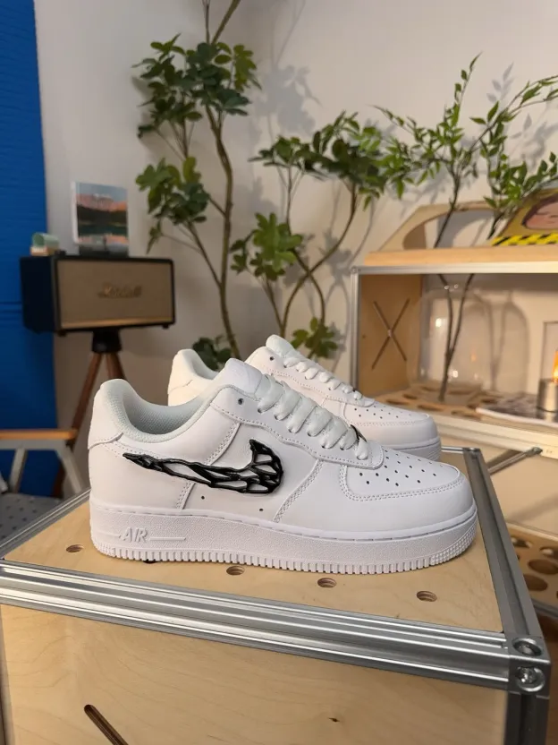 ナイキ「Nike」 Air Force 1 '07 Low "Pure Platinum" エアソール ローテップ スニーカー