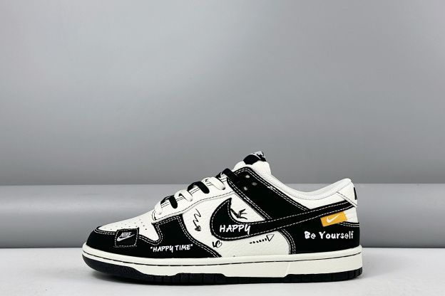 ナイキ「Nikeアライアンス製品 ク ロー カジュアルスニーカー