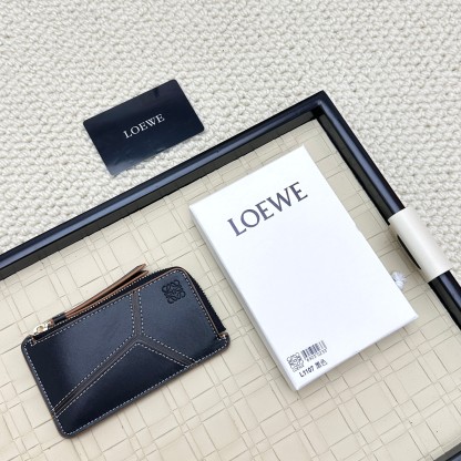 ロエベ「LOEWE」パスケース 12色