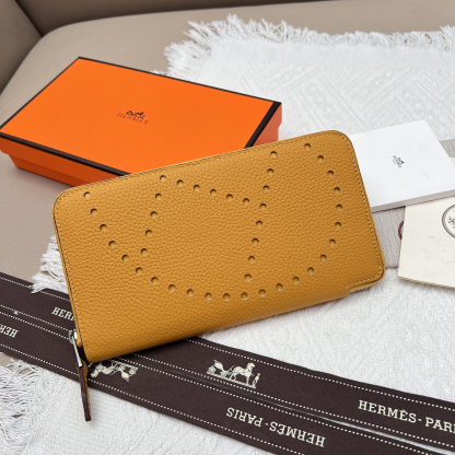 エルメス「Hermès」ファスナー式レザーウォレット 10色