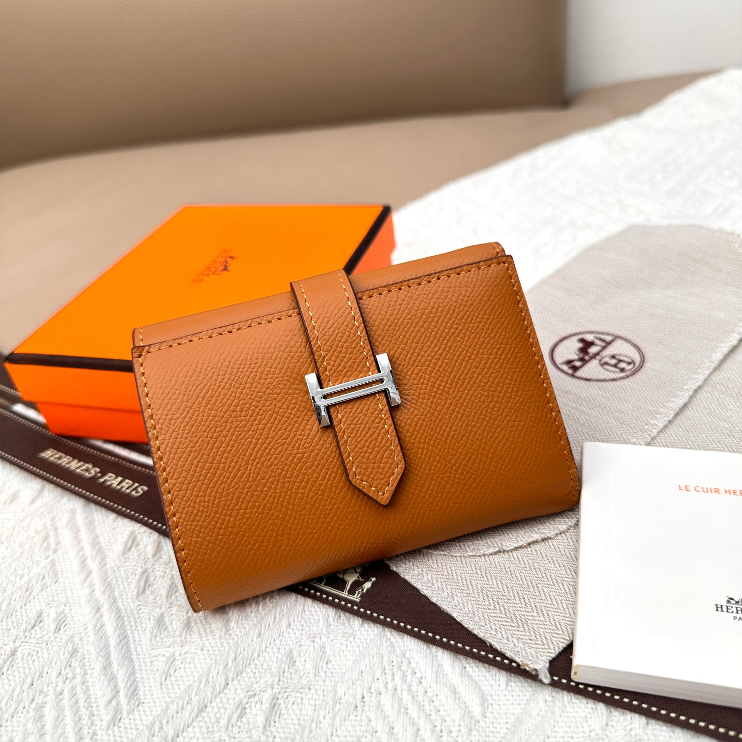 エルメス「Hermès」ベアーン コンパクト ウォレット