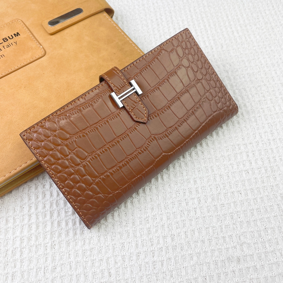 エルメス「Hermès」レディース新作 無地レザー 内側ファスナーポケット付き 縦型長財布