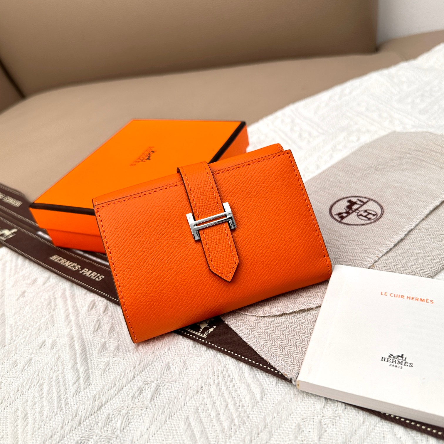 エルメス「Hermès」ベアーン コンパクト ウォレット