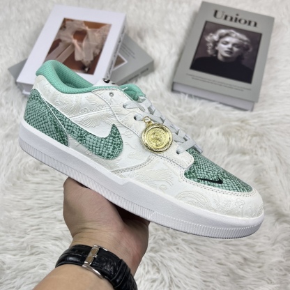 ナイキ「Nike」アライアンス製品 ク ロー カジュアルスニーカー