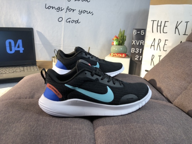 ナイキ「Nike」アライアンス製品 ク ロー カジュアルスニーカー