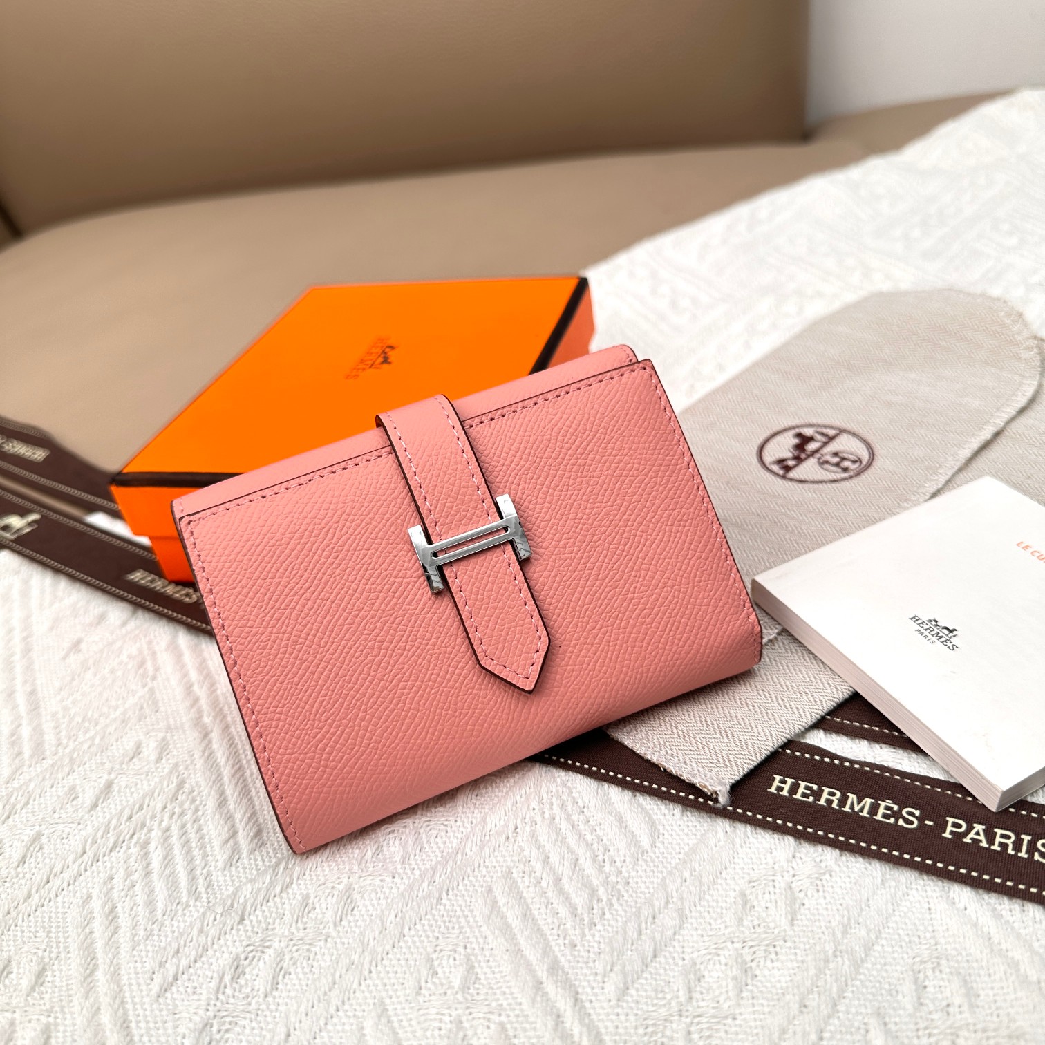 エルメス「Hermès」ベアーン コンパクト ウォレット