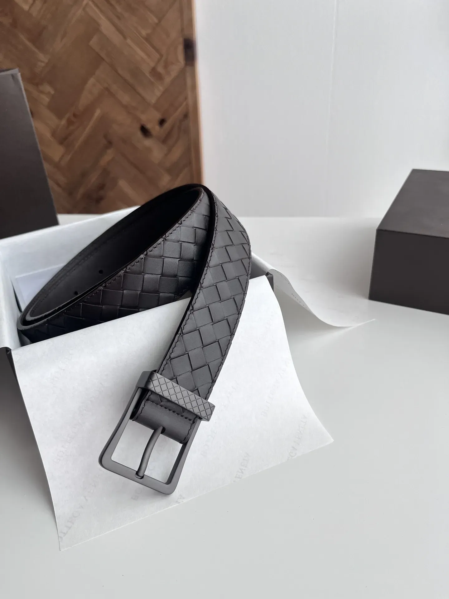 ボッテガ ヴェネタ「Bottega Veneta」イントレッチオ ダブルフェイス ベルト100CM