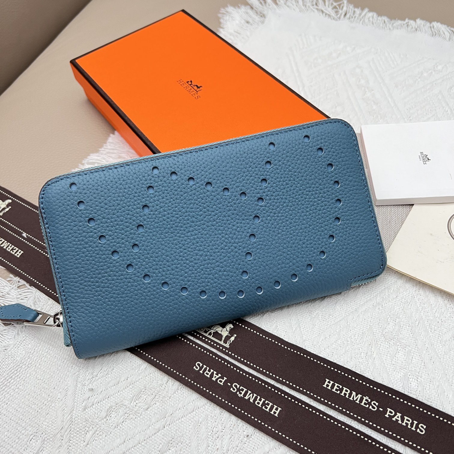 エルメス「Hermès」ファスナー式レザーウォレット 10色
