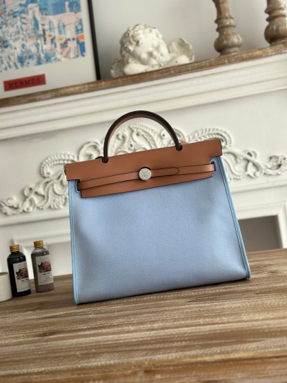 エルメス「Hermès」 Herbag 31 ショルダーバッグ