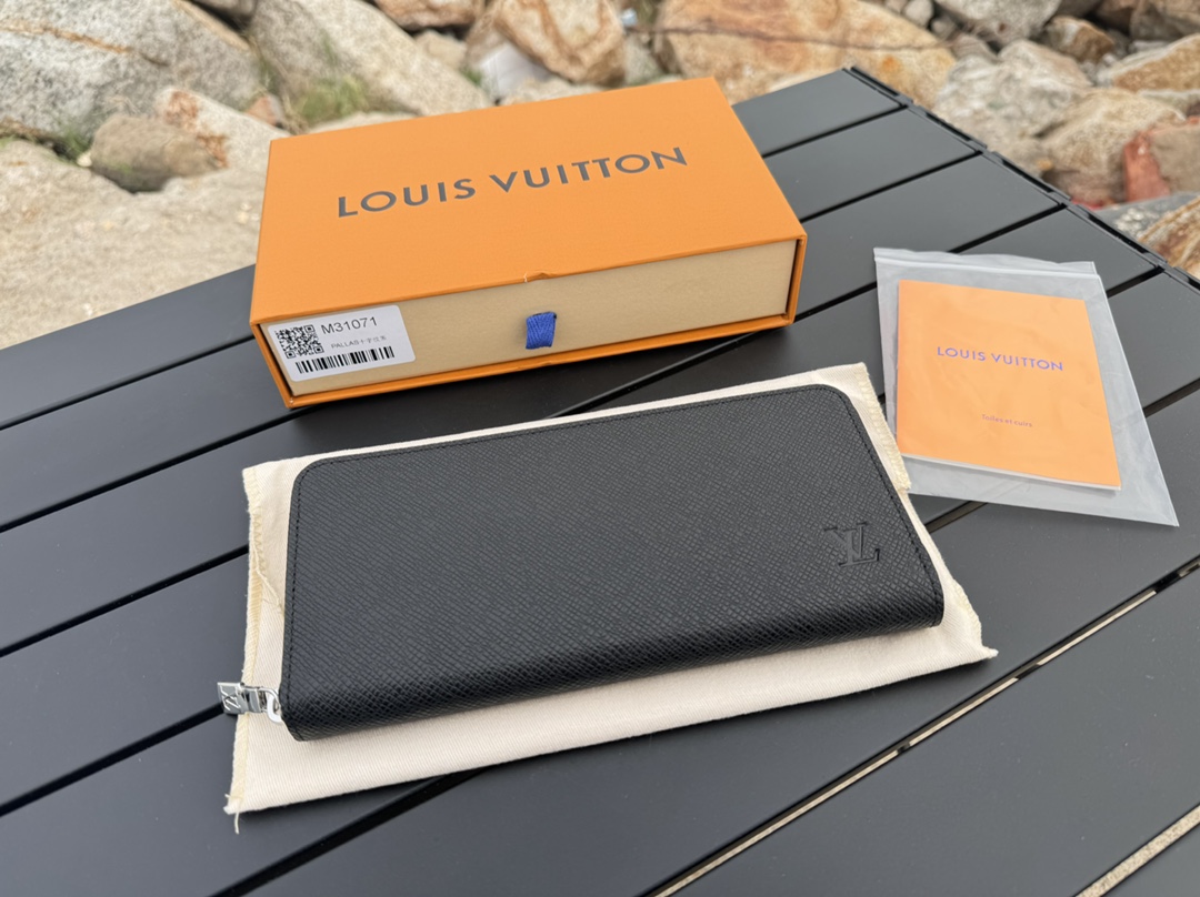 ルイ-ヴィトン(Louis Vuitton) ジッピーウォレット･ホリゾンタル