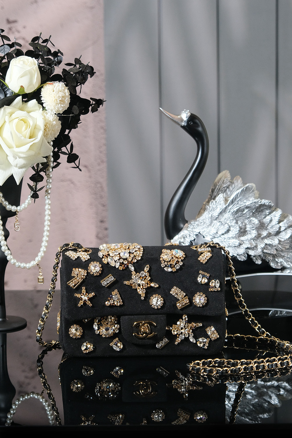 シャネル「Chanel」ミニ クラシック ハンドバッグ【2025/26年秋冬 コレクション】