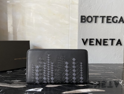 ボッテガ・ヴェネタ「Bottega Veneta」メンズ ザッパー ロング ウォレット