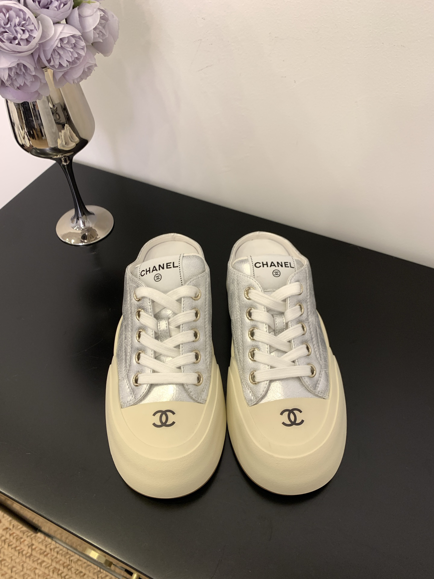 シャネル［Chanel］25C デッキシューズ パンダカラー スニーカー-ISETAN PRESTIGE CURATED