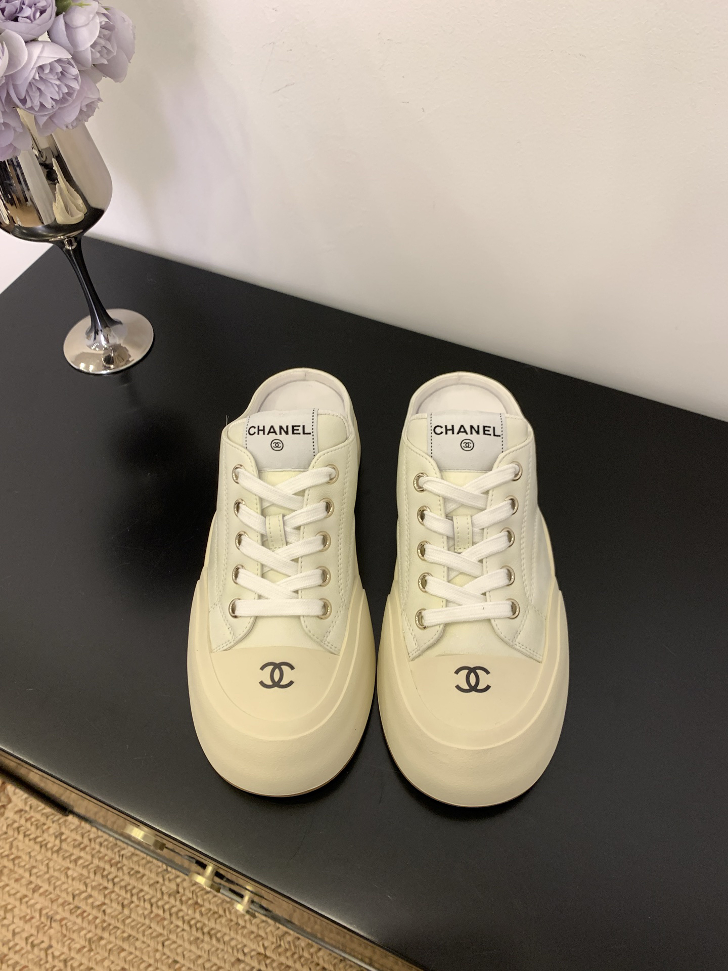 シャネル［Chanel］25C デッキシューズ パンダカラー スニーカー-ISETAN PRESTIGE CURATED