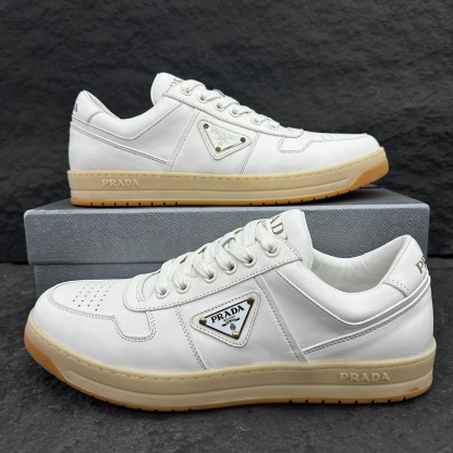 プラダ［Prada］ Downtown レザースニーカー