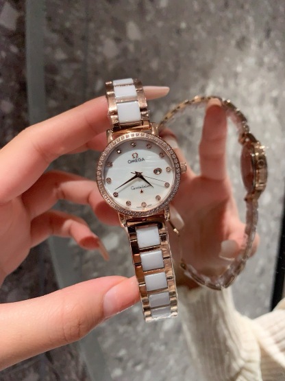 オメガ［Omega］ デ・ヴィル ディーフライ シリーズ レディース クォーツ ワッチ30MM