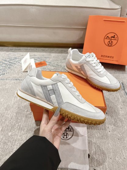 エルメス［Hermès］カップル トレーニングシューズ