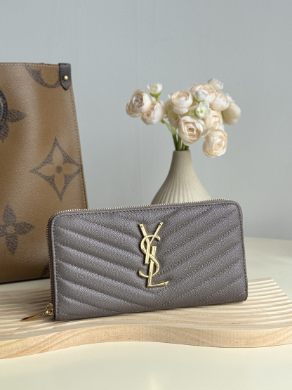モノグラム・サンローラン「Saint Laurent」フルジップウォレット（グレインパウダーテクスチャー キルティングレザー）-ISETAN PRESTIGE CURATED