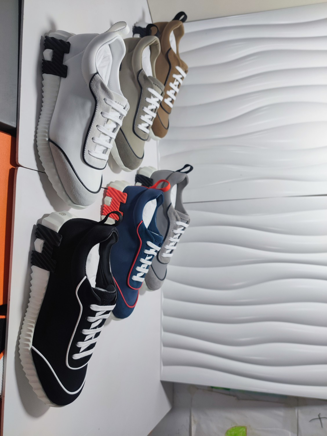 エルメス［Hermès］テックフュージョン スニーカー