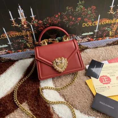 ドルチェ・アンド・ガッバーナ「D&G」パウダーピンク チェーン レザートップハンドルバッグ