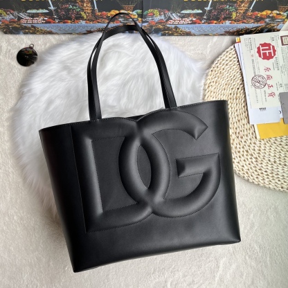 ドルチェ・アンド・ガッバーナ「D&G」ラージ ブラック レザートートバッグ