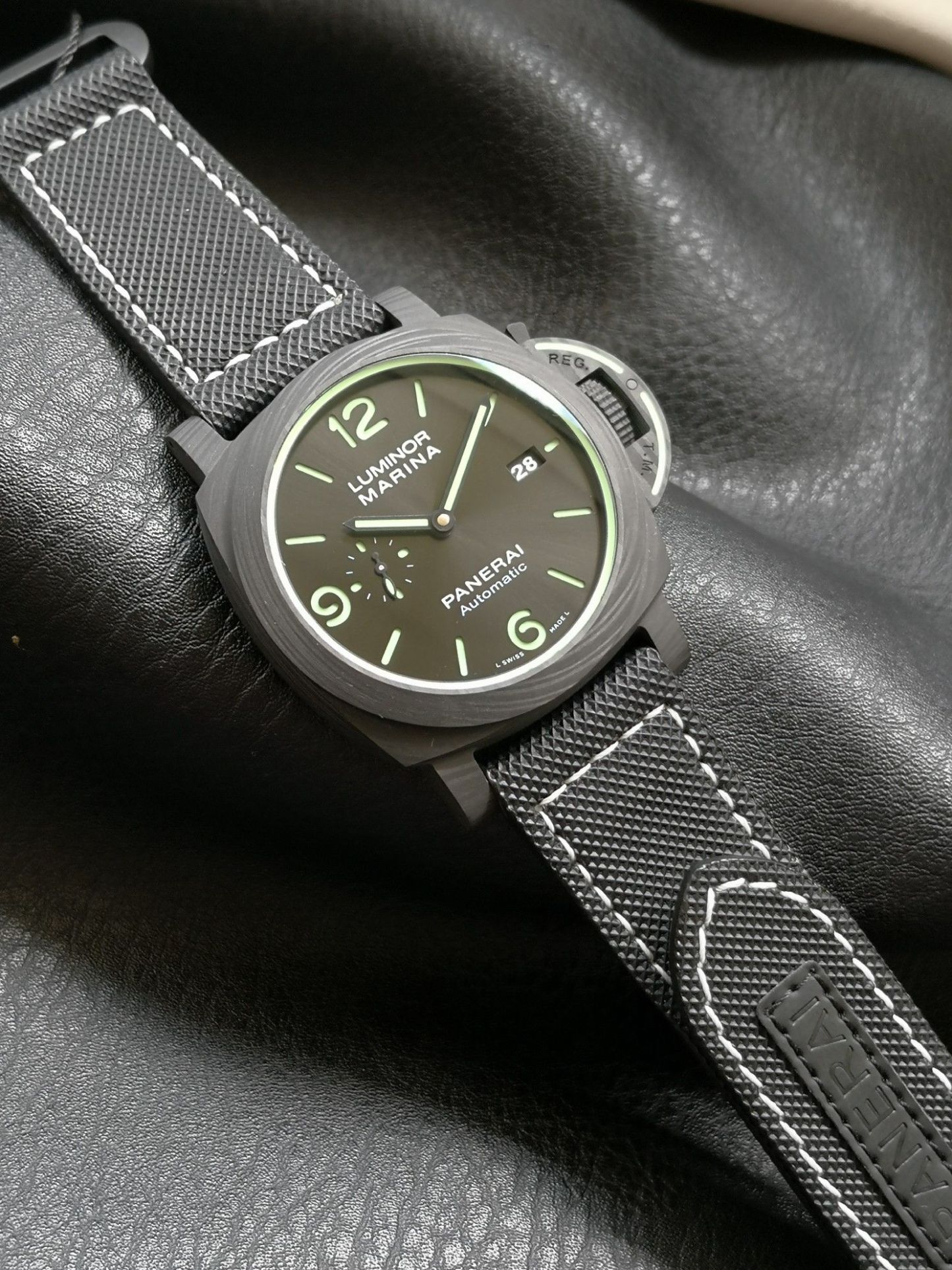 パネライ［Panerai］LUMINOR庐米诺シリーズPAM01118 腕時計44MM