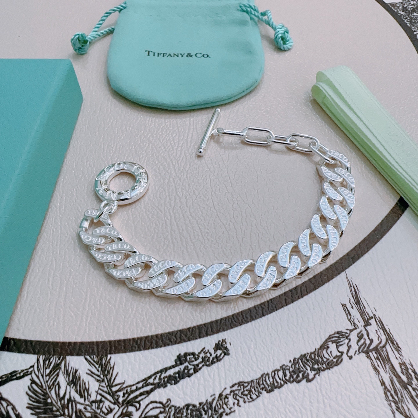 ティファニー「Tiffany & Co.」ポリッシュドシルバーリンク ブレスレット