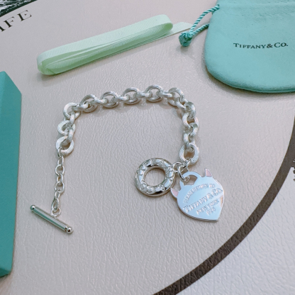 ティファニー「Tiffany & Co.」ポリッシュドシルバーリンク ブレスレット