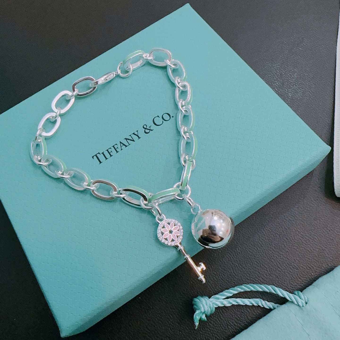 ティファニー「Tiffany & Co.」ポリッシュドシルバーリンク ブレスレット