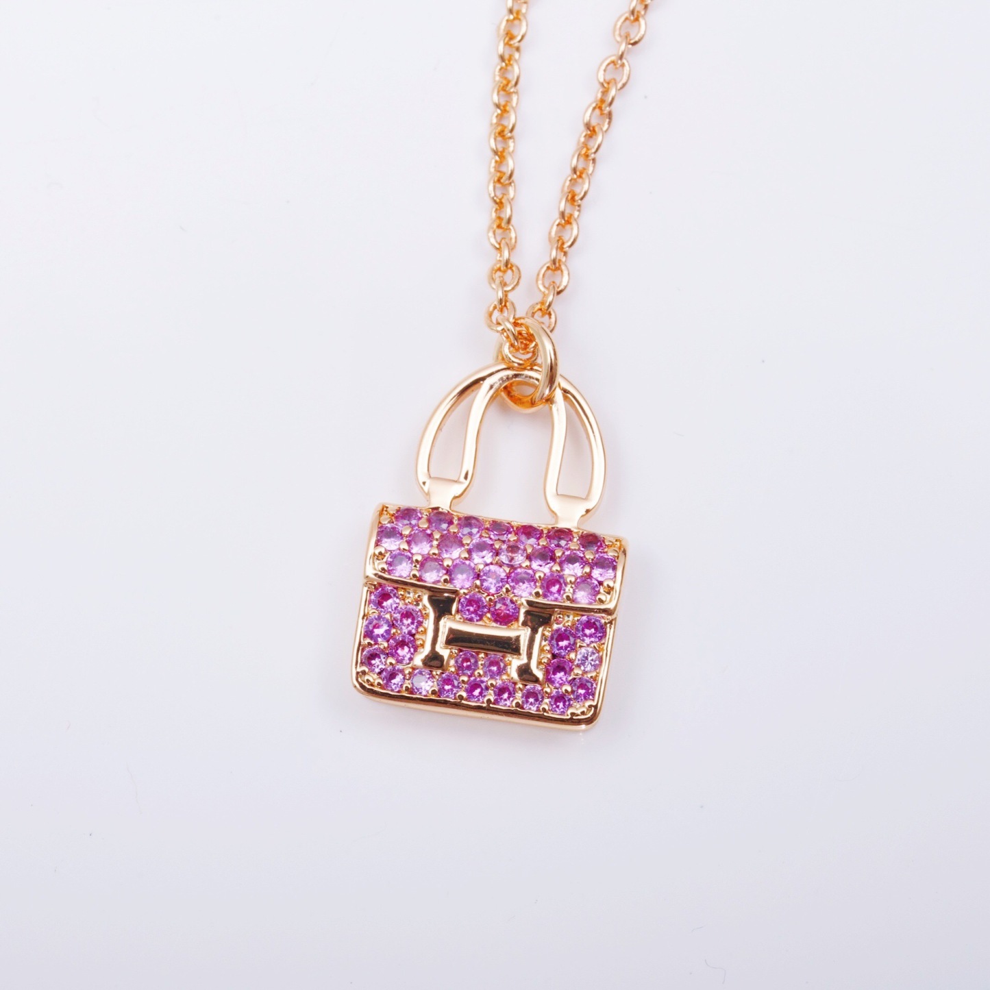 エルメス「Hermès」コンスタンス ピンクサファイア ネックレス40MM