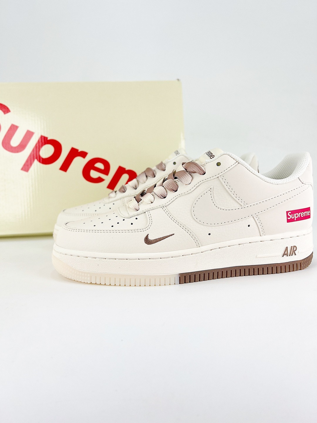 ナイキ「Nike」カジュアルシューズ