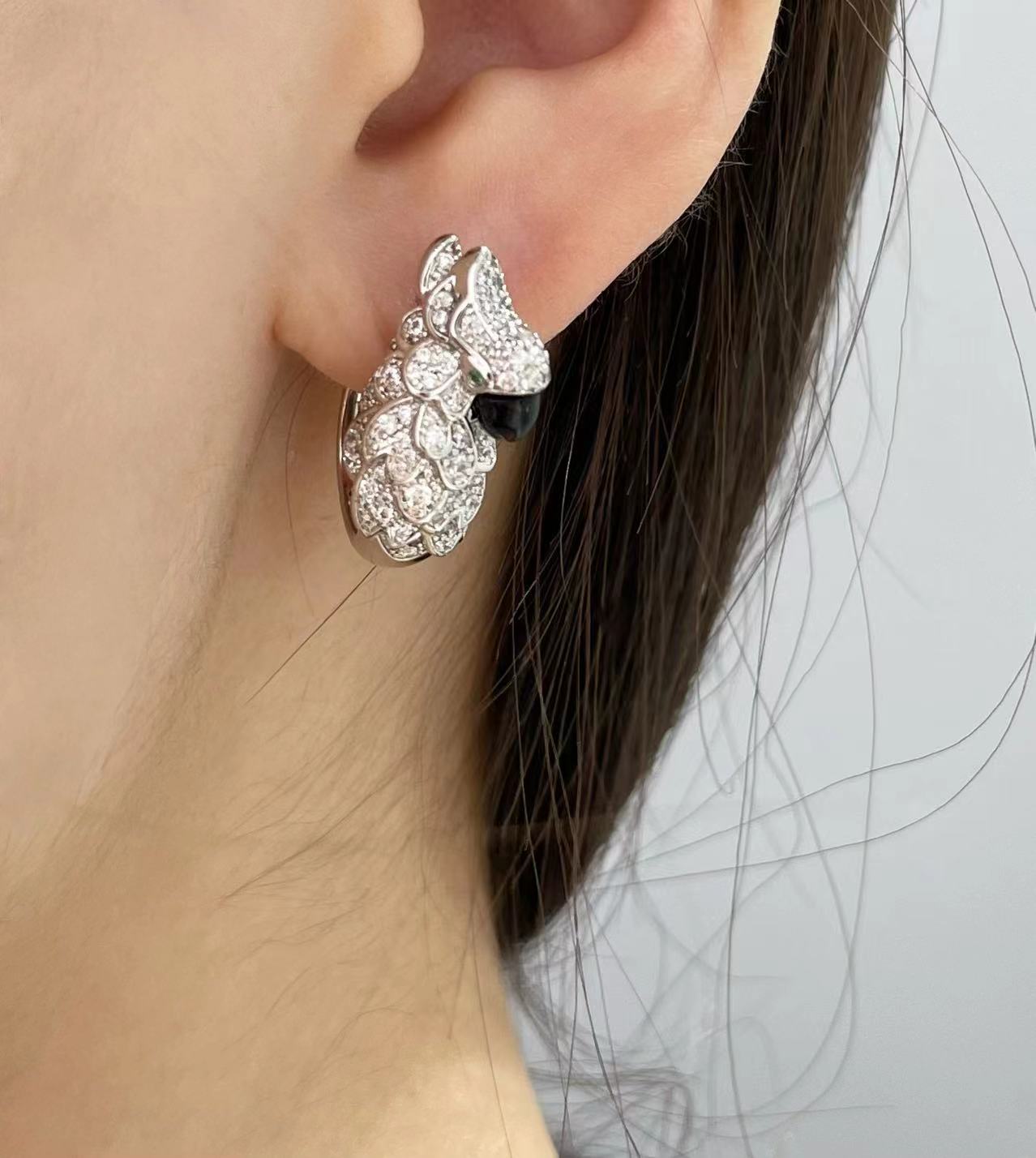 カルティエ「Cartier」パロット ジルコニア イヤリング