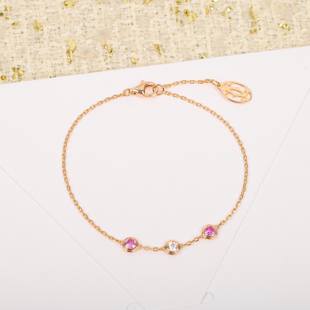 カルティエ「Cartier」トライアングル ダイヤモンド ブレスレット