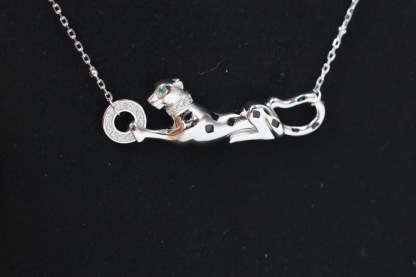 カルティエ「Cartier」パンサー グリーンアイ ペンダント ネックレス