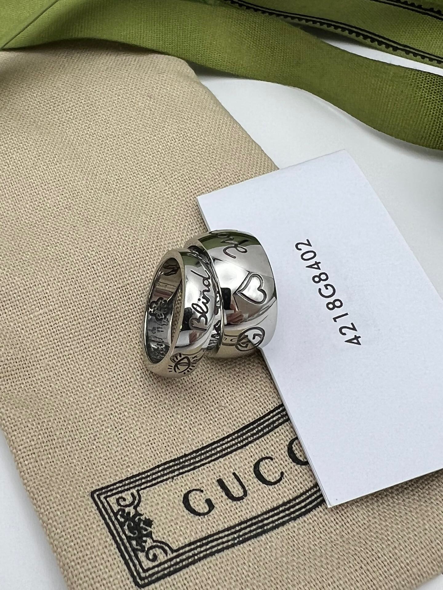 グッチ「Gucci」Blind for Love 愛無畏リング