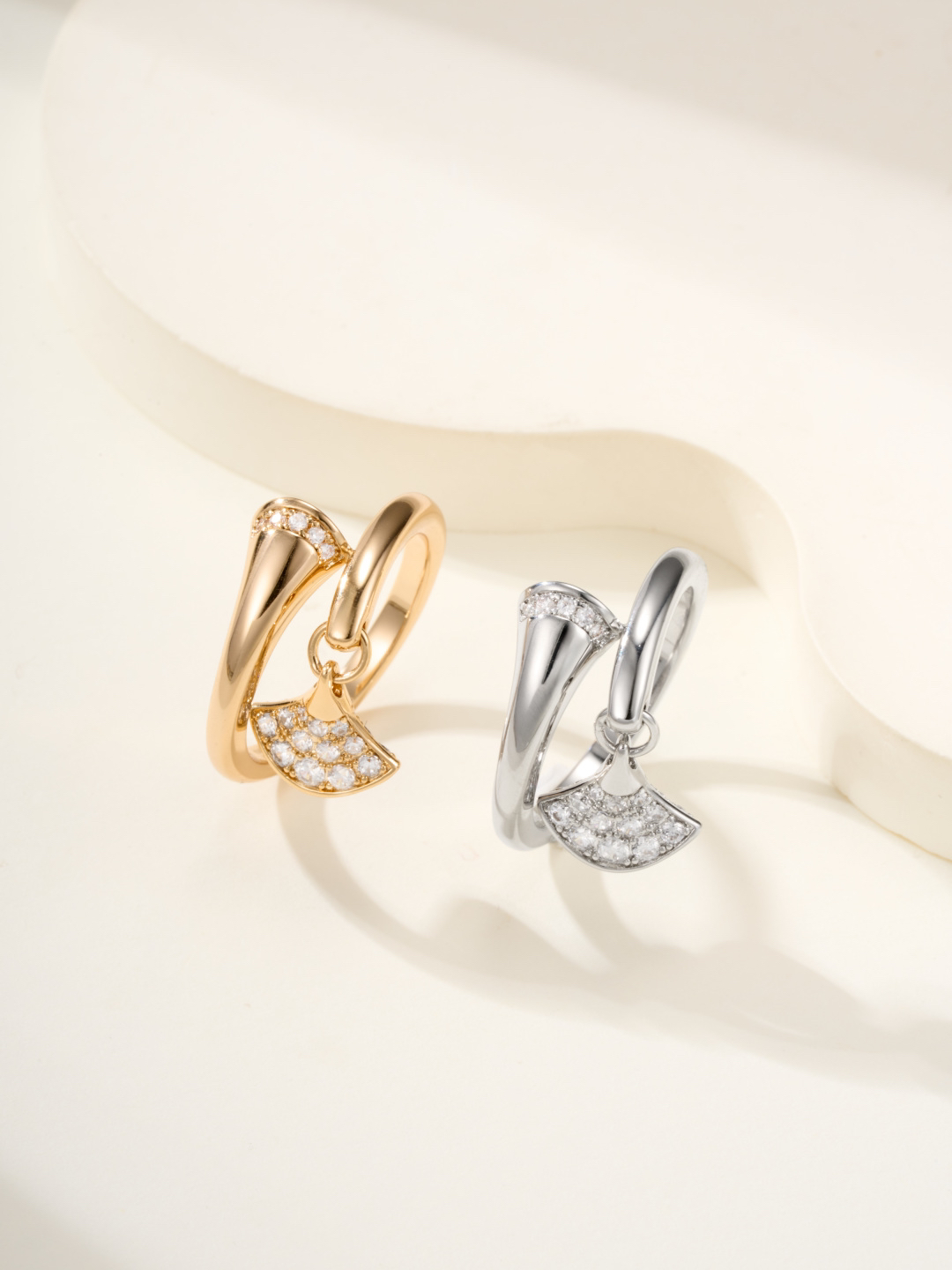 ルイ・ヴィトン「Louis Vuitton」DIVAS' DREAM ネックレス-ISETAN PRESTIGE CURATED