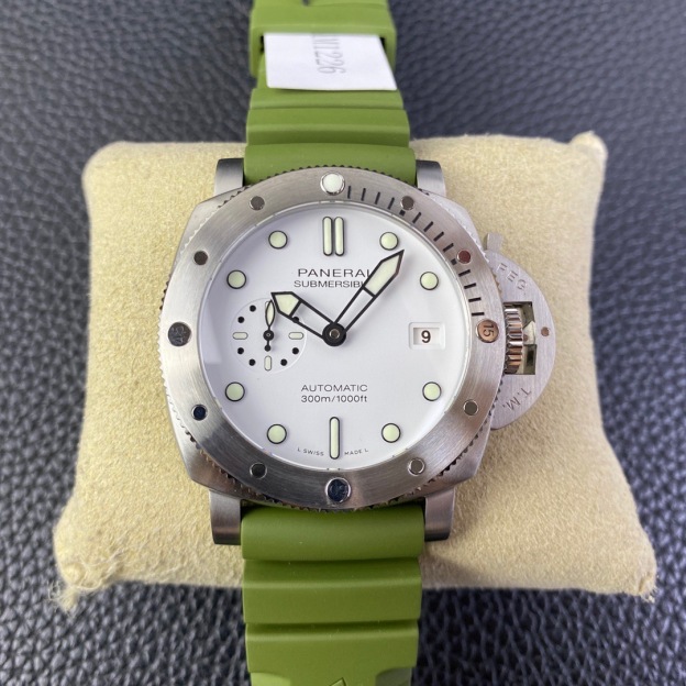 パネライ「Panerai」ルミノール マリーナ クロノグラフ ウォッチ 44mm