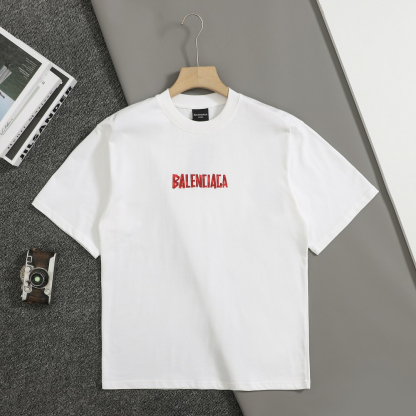 バレンシアガ「Balenciaga」赤美紋紙プリント半袖