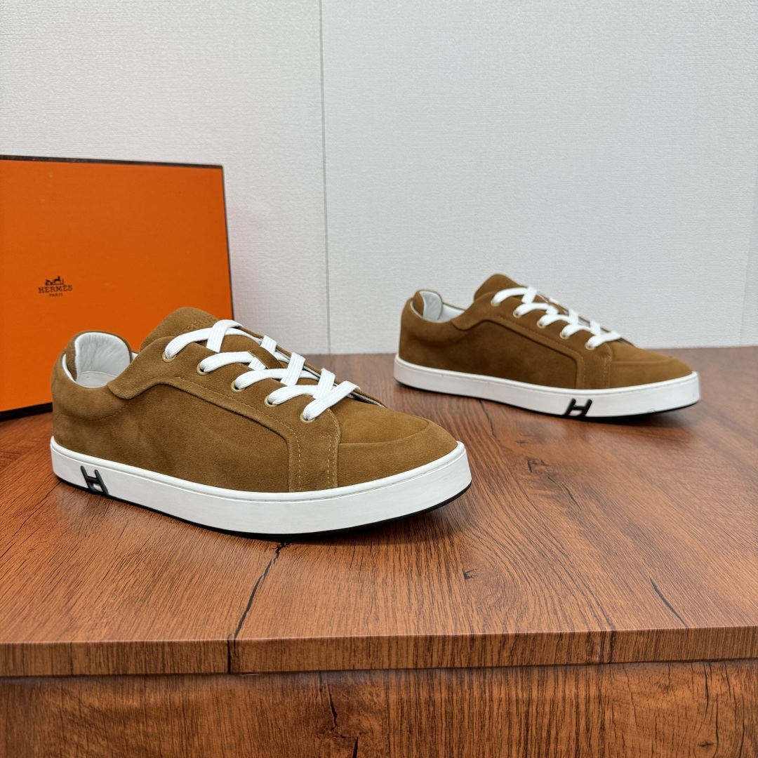 エルメス［Hermès］キッドレザー メンズ コンフォートスニーカー