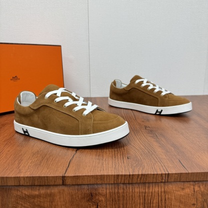 エルメス［Hermès］キッドレザー メンズ コンフォートスニーカー