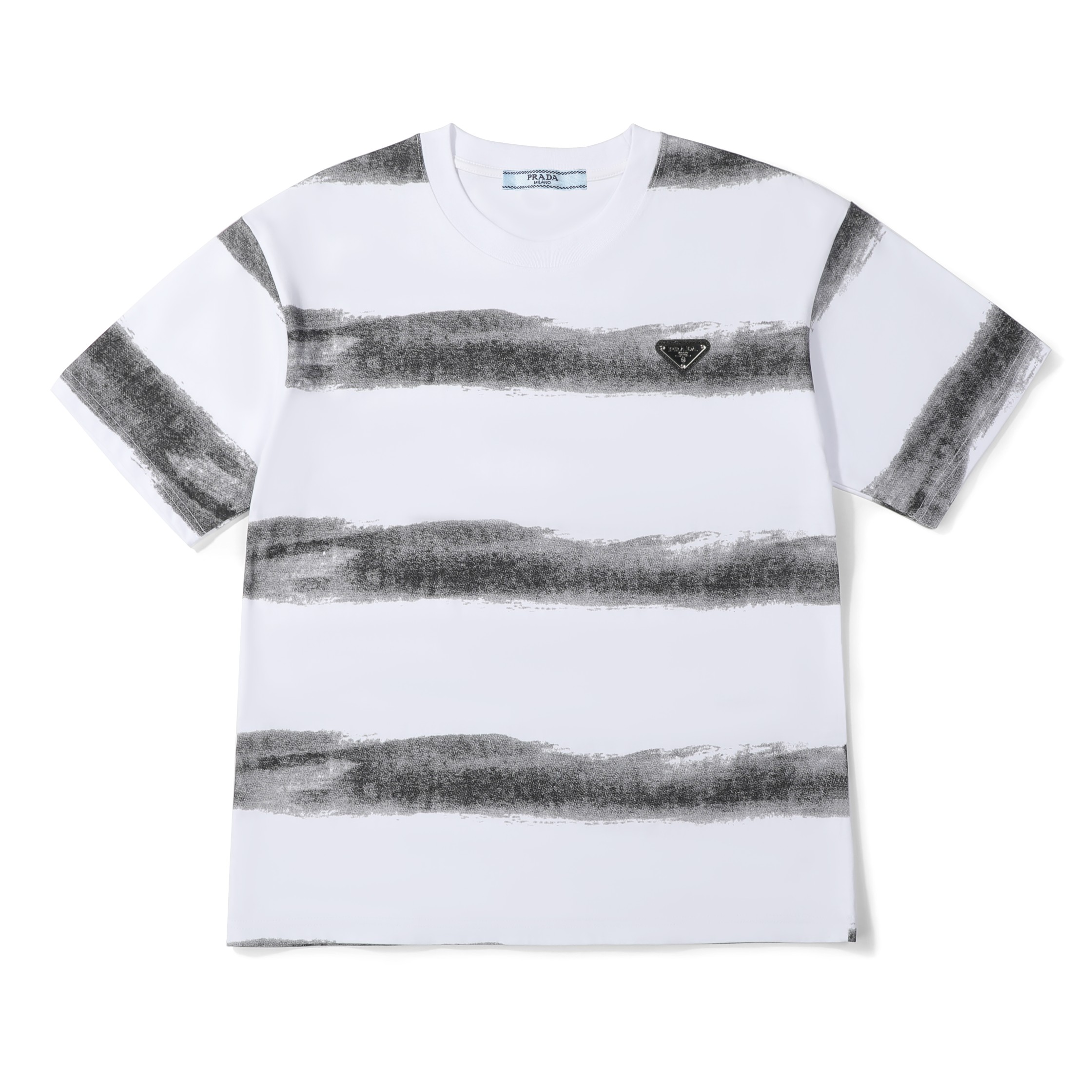 プラダ「Prada」クラシック トライアングルレザーパッチ スプラッターストライプ コットンTシャツ